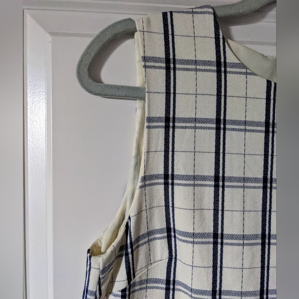 Theory Printed Shift Dress - Picture 5 of 10